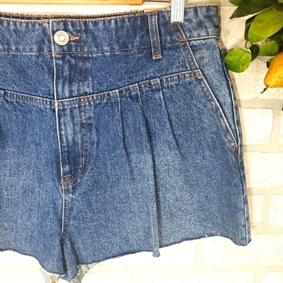 AEROPOSTALE High Rise Mom Shorts Size 12 - Picture 4 of 9